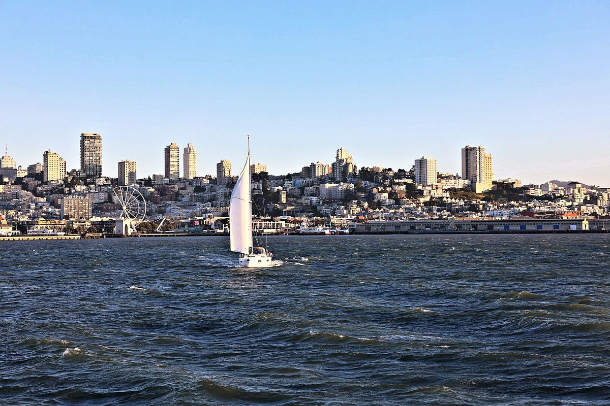 One Sail Before the City