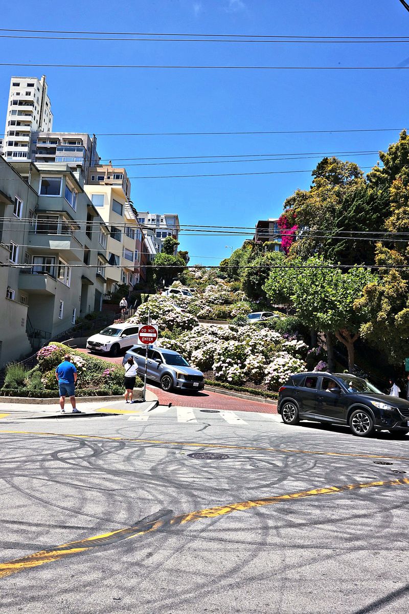 The Crooked Street