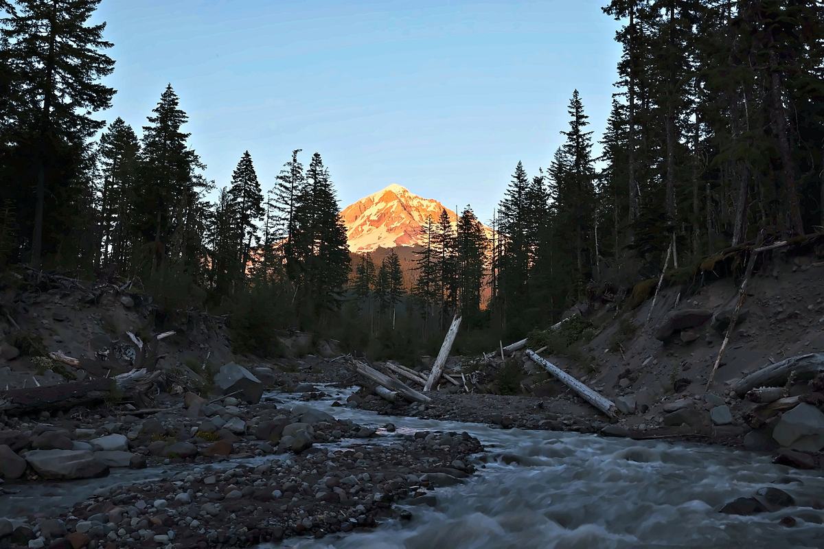 Mt Hood, Alpenglow. A photograph of Mt Hood, Oregon.