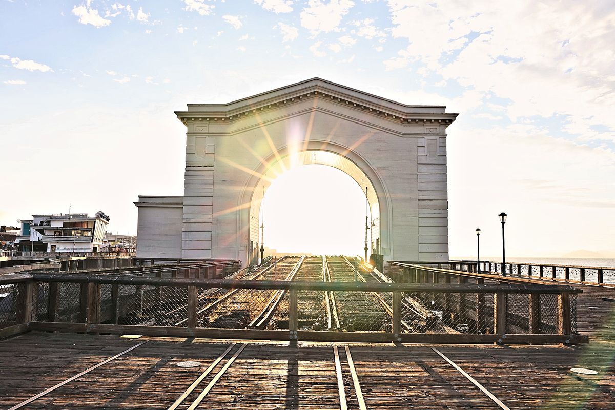 The Sun Comes Through the Gate