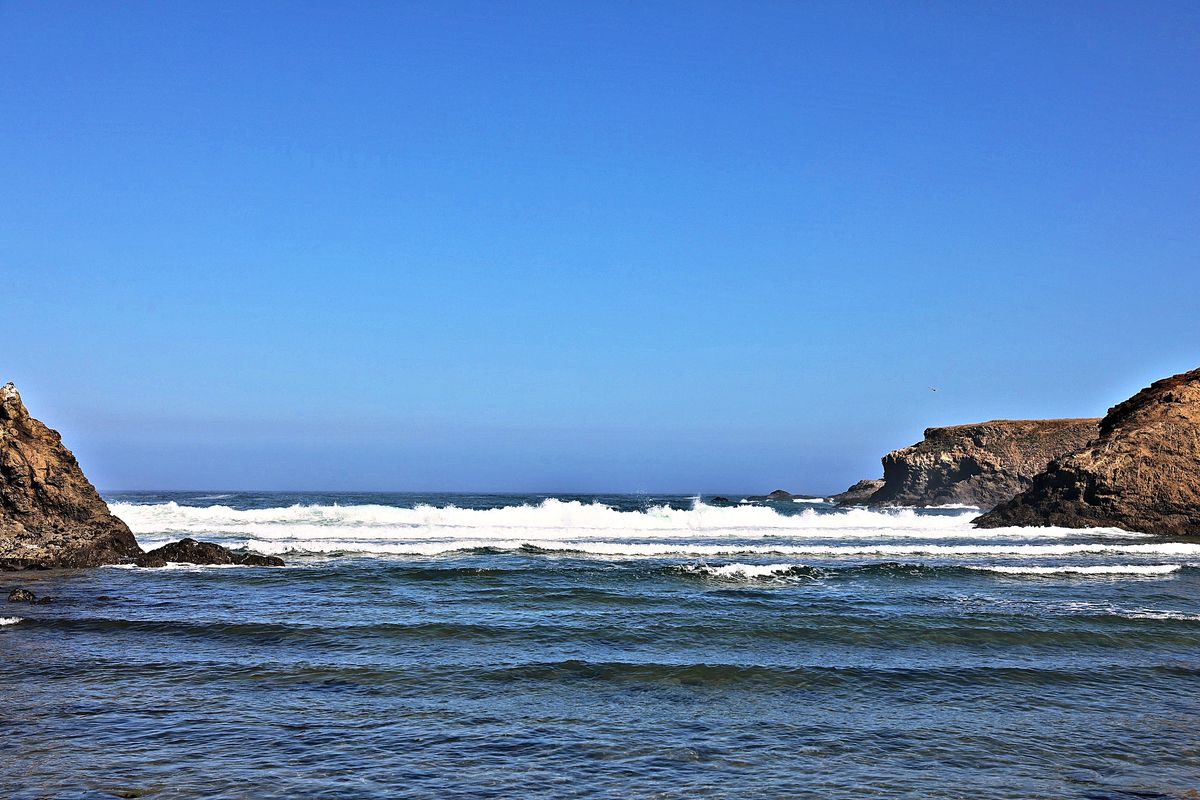 The Surf Comes In